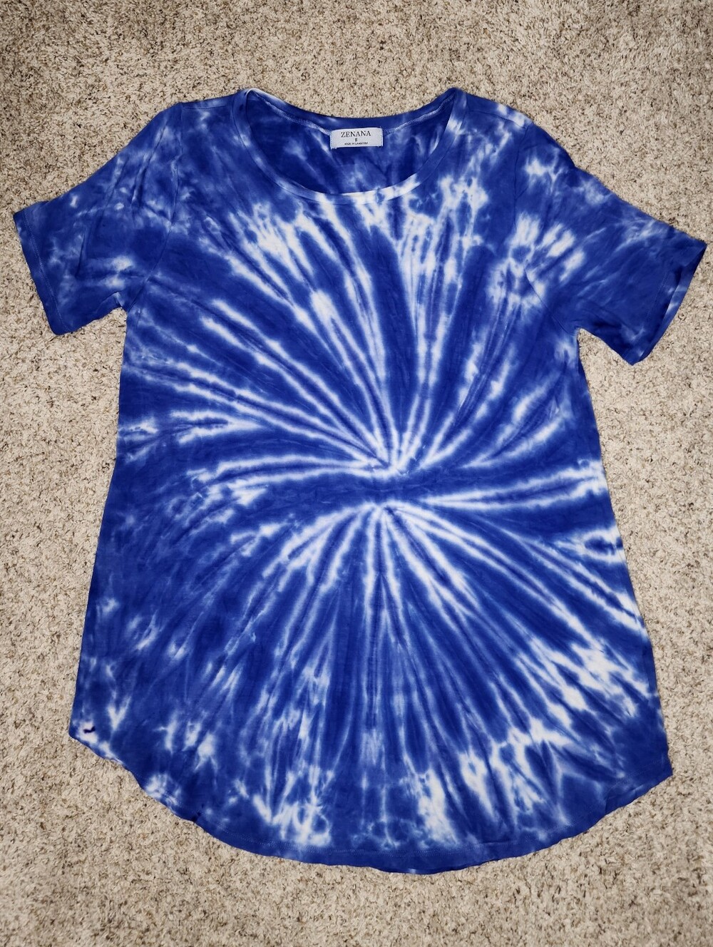 Zenana Outfitters Blue and White Spiral Tie-Dye Short Sleeve Tee Small